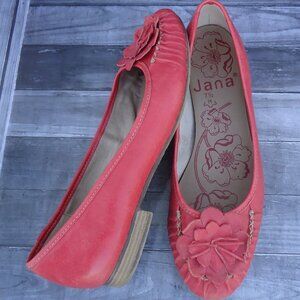 SIZE 40.5 EUR. Jana red leather flat shoes.